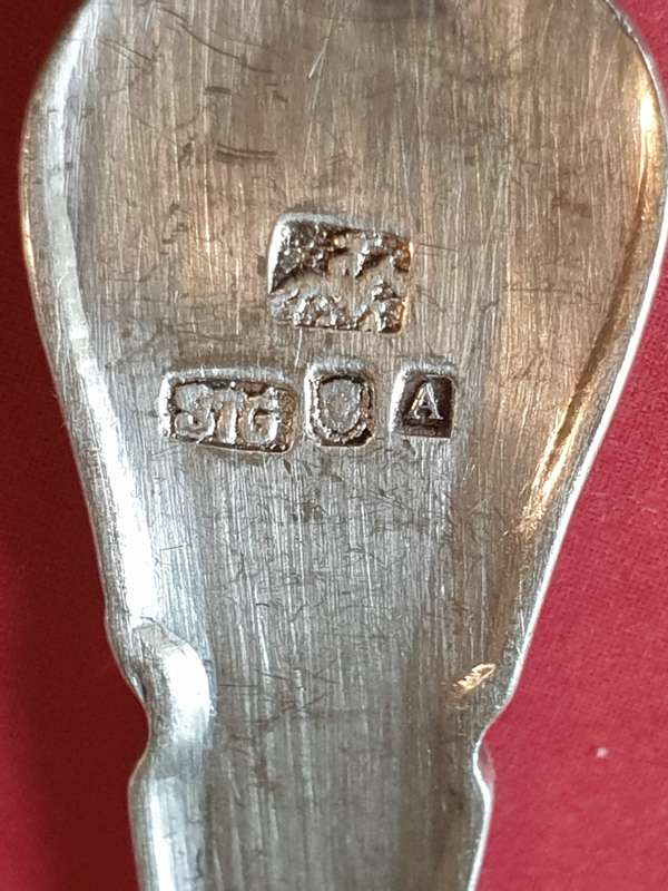 SILVER BUTTER KNIFE | VINTAGE |