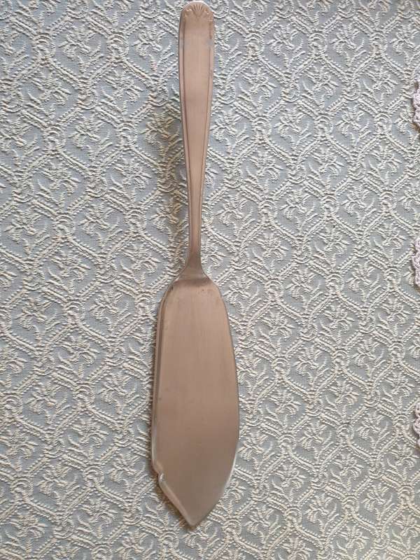 SET OF EPNS CAKE SERVERS