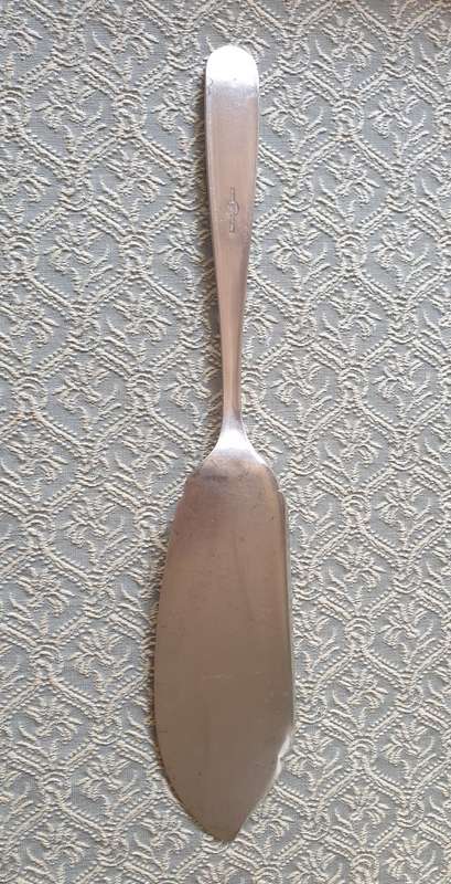 SET OF EPNS CAKE SERVERS