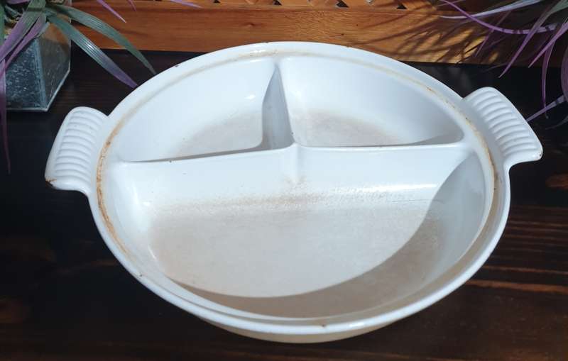 CAST IRON AND ENAMEL | MADE IN BELGIUM | OVEN BOWL WITH LID  |