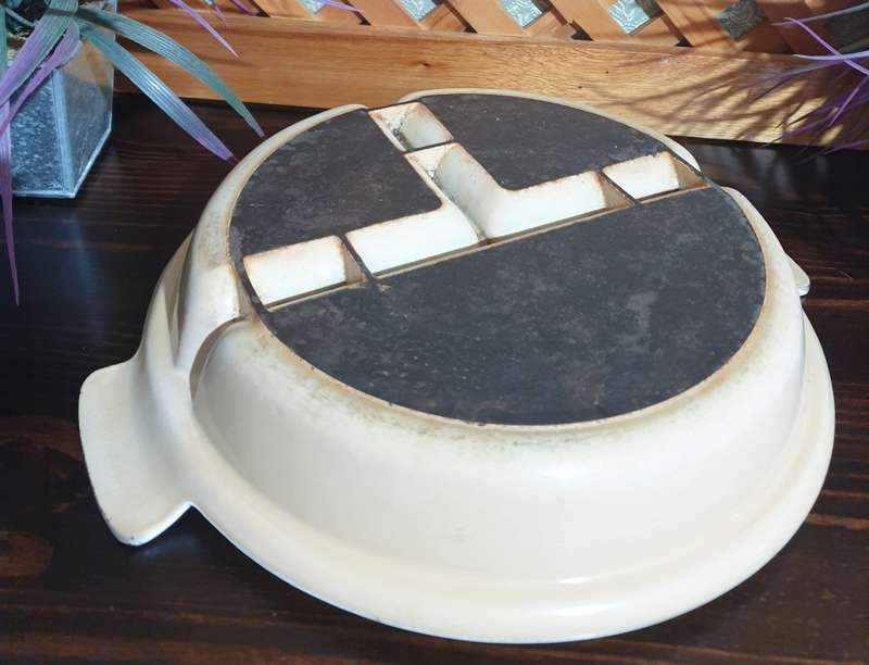 CAST IRON AND ENAMEL | MADE IN BELGIUM | OVEN BOWL WITH LID  |