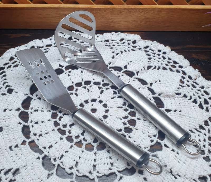 TWO UTENSILS FOR YOUR KITCHEN