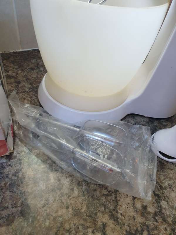 Salton mixer with stick blender