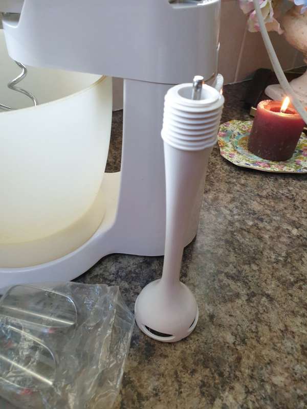 Salton mixer with stick blender