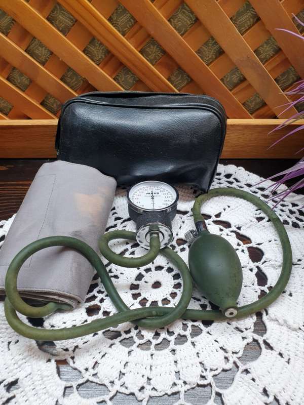 Sphygmomanometer
