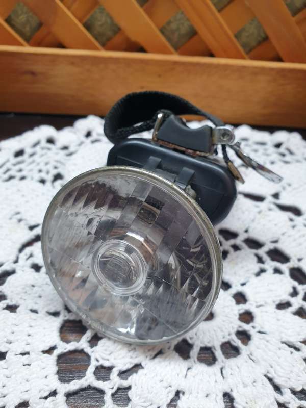 CatEye Cat Eye Vintage Halogen Bicycle Head Lamp Light Hl-300  FROM GHOSTBUSTERS