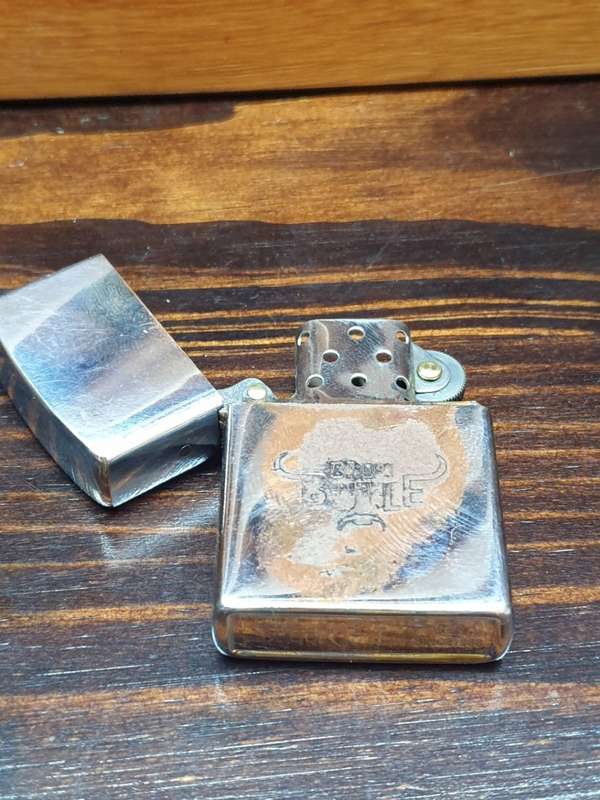 Swiss army knive and Star lighter