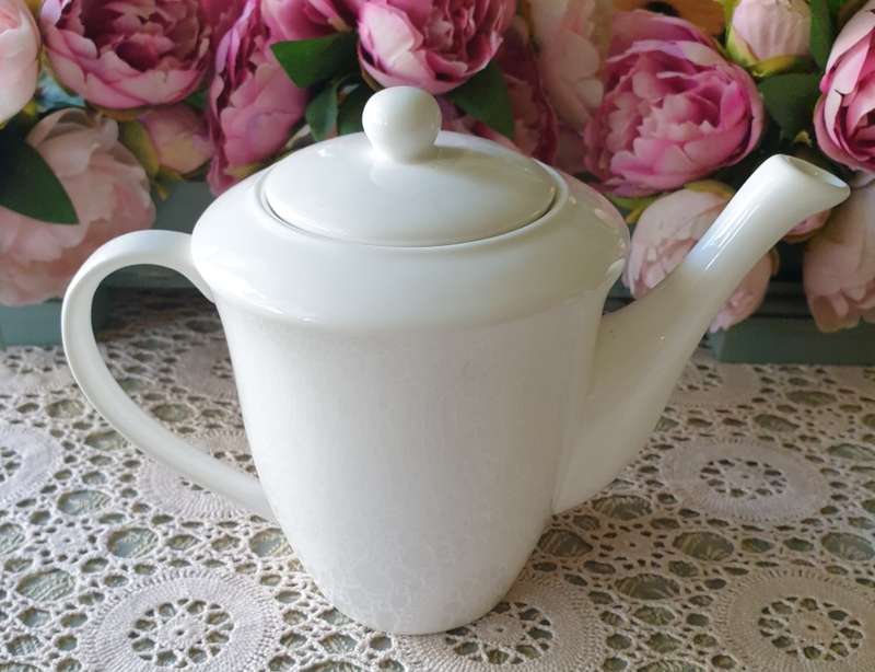 Maxwell & Williams COFFEE POT