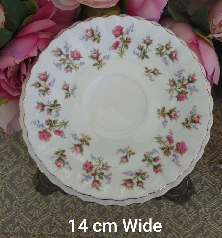 ROYAL ALBERT TRI SET | WINSOME | ENGLAND | 01 |