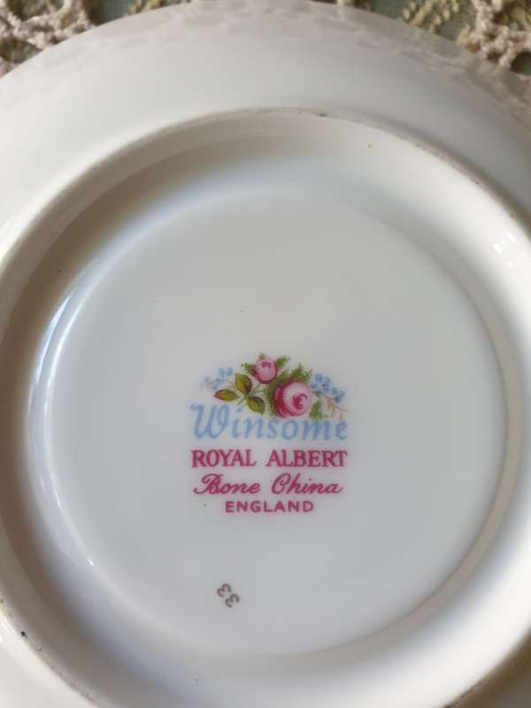 ROYAL ALBERT | REPLACEMENT SAUCER AND SIDE PLATE | WINSOME | ENGLAND |