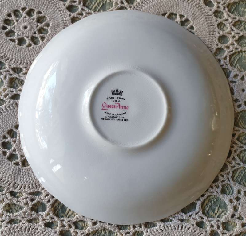 Queen Ann Replacement Saucer and Side Plate