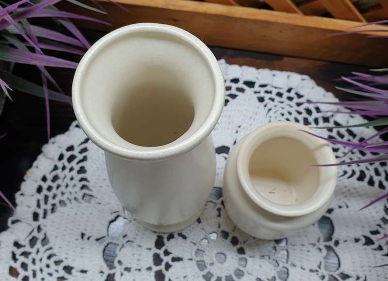 TWO VINTAGE POTTERY VASES | DECOR |