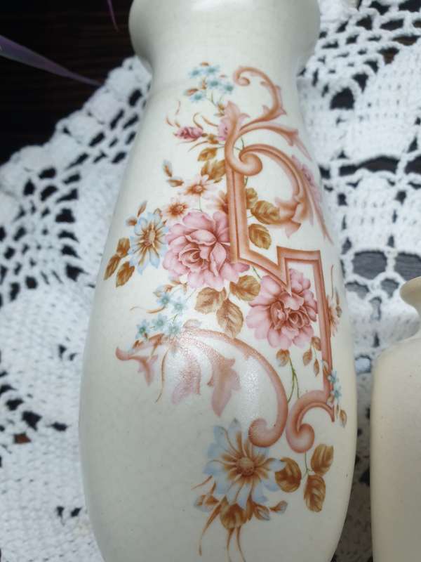 TWO VINTAGE POTTERY VASES | DECOR |