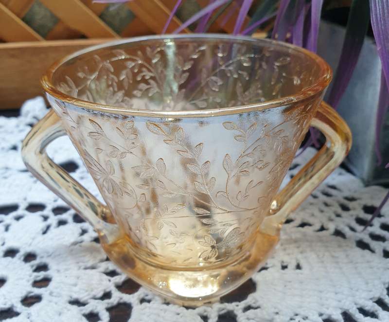 VINTAGE SUGAR BOWL