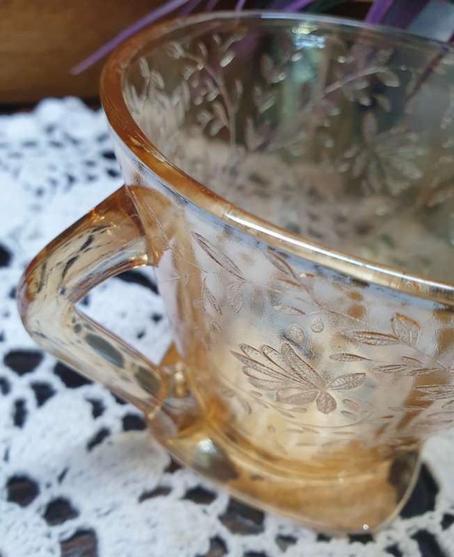 VINTAGE SUGAR BOWL