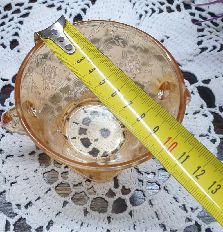 VINTAGE SUGAR BOWL