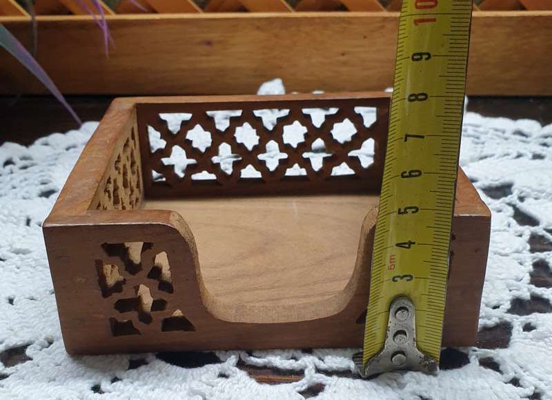 SMALL WOODEN NAPKIN/PAPER HOLDER