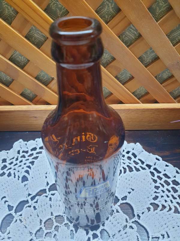 VINTAGE Stoney Ginger beer bottle