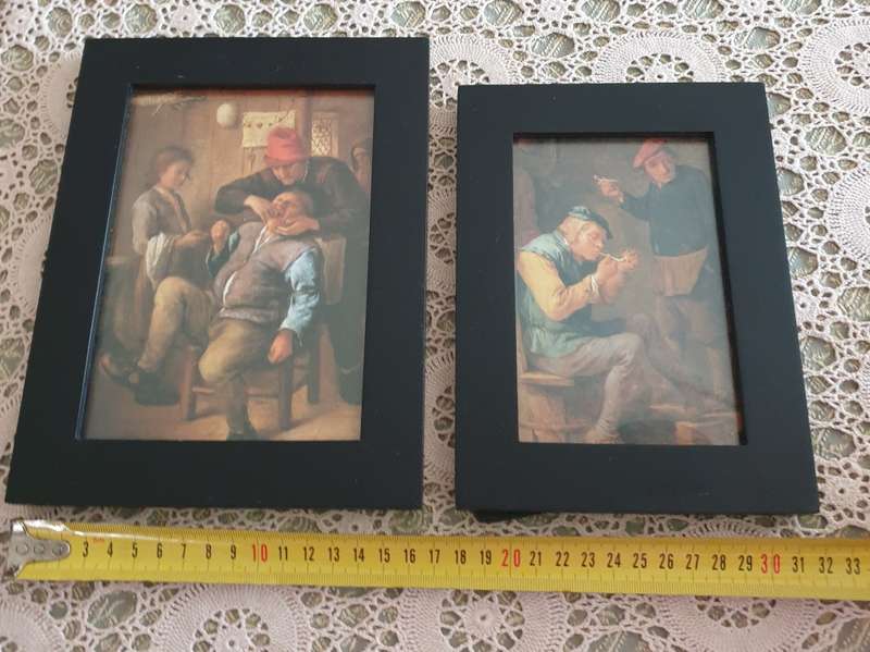 SET OF PRINTS WITH PHOTO FRAMES