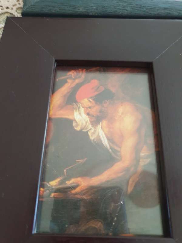 SET OF PRINTS WITH PHOTO FRAMES
