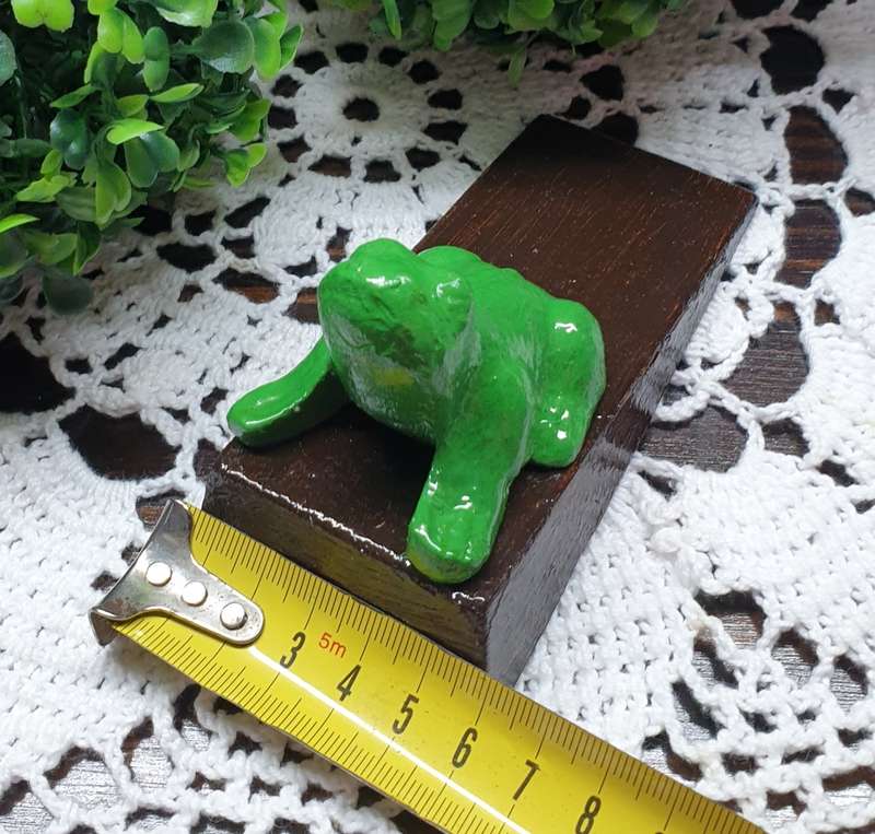 CAST IRON DOORSTOP | PAINTED | FROG |