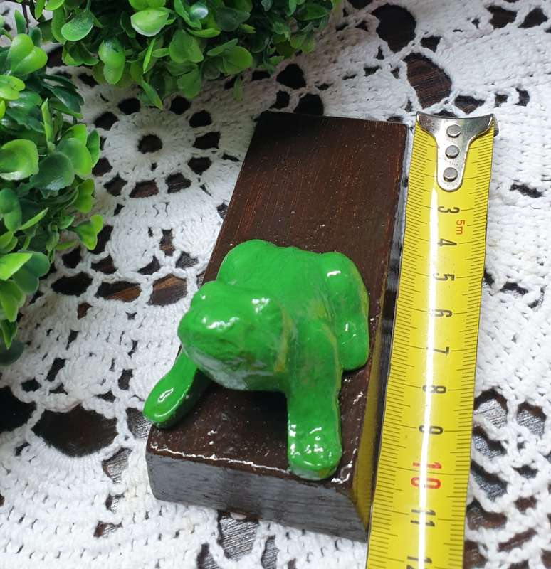CAST IRON DOORSTOP | PAINTED | FROG |