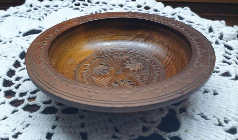 WOODEN BOWL FOR YOUR COLLECTION | DECOR |