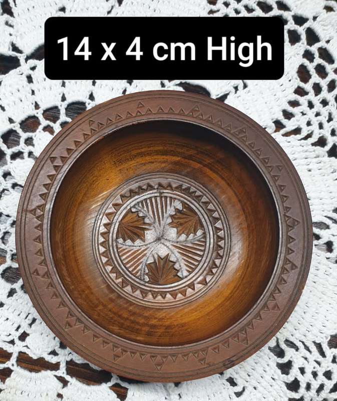 WOODEN BOWL FOR YOUR COLLECTION | DECOR |