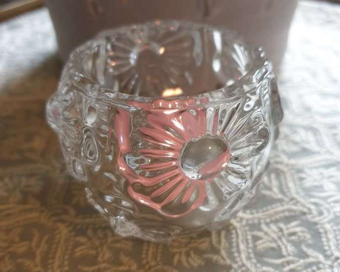SMALL HEAVY GLASS CANDLE HOLDER