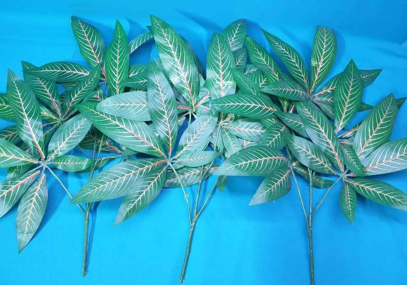 3 Artificial leaf Plants