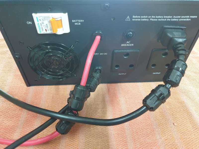 Deltec Pure Sine wave 1600 watt inverter  **Shop demo **
