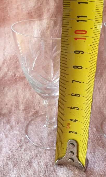 SET OF THREE CRYSTAL GLASSES