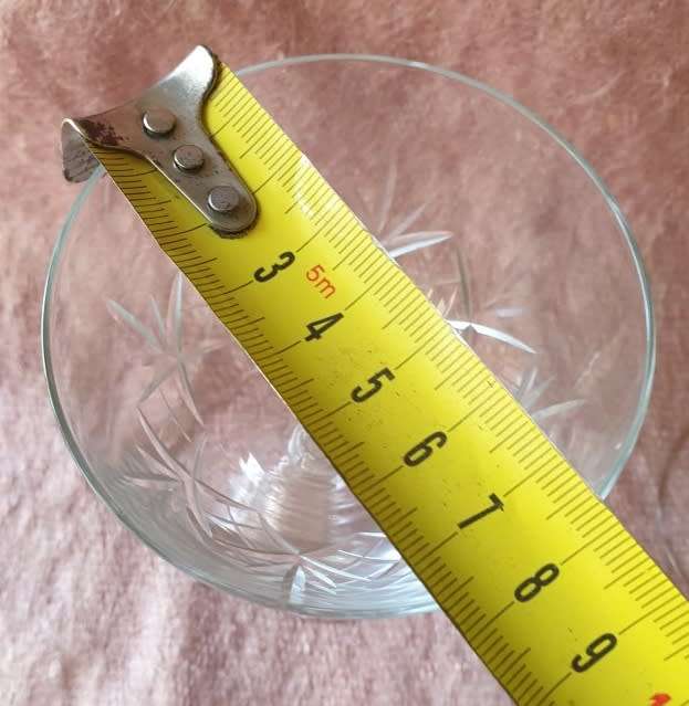 SET OF 5 CRYSTAL GLASSES