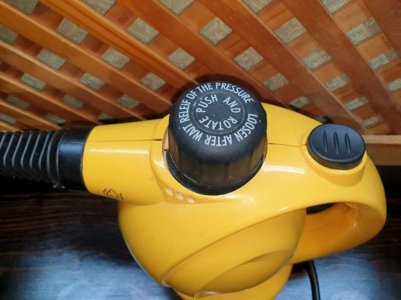 Hand held Pressure steam cleaner