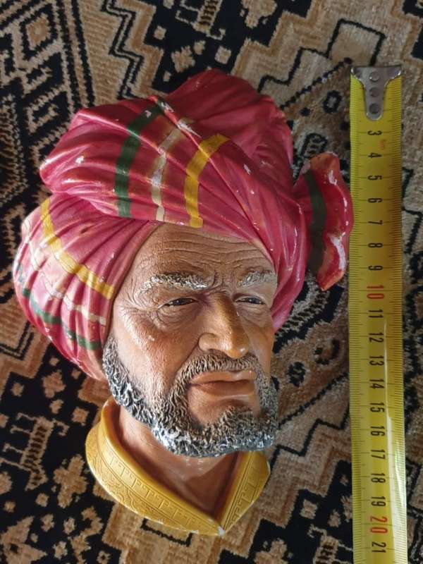 Collectible Bonson Chalkware head wall hanging plaque