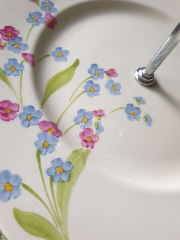 Two Tiered Serving Tray Vintage |  22 x 26 cm High | GARDEN PARTY |