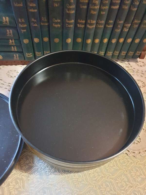 Vintage Made in Japan hard plastic snack bowl
