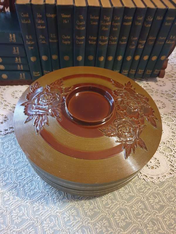 Vintage Made in Japan hard plastic snack bowl