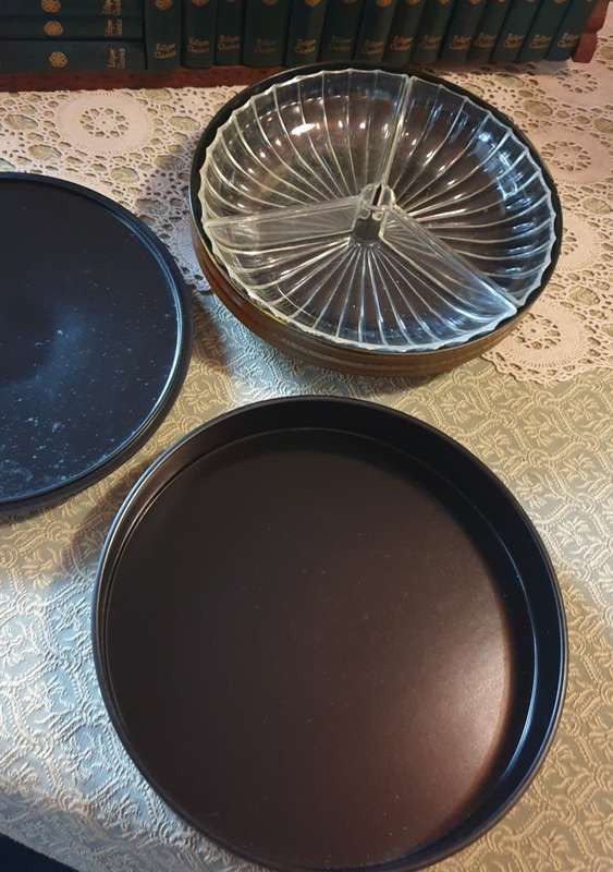 Vintage Made in Japan hard plastic snack bowl
