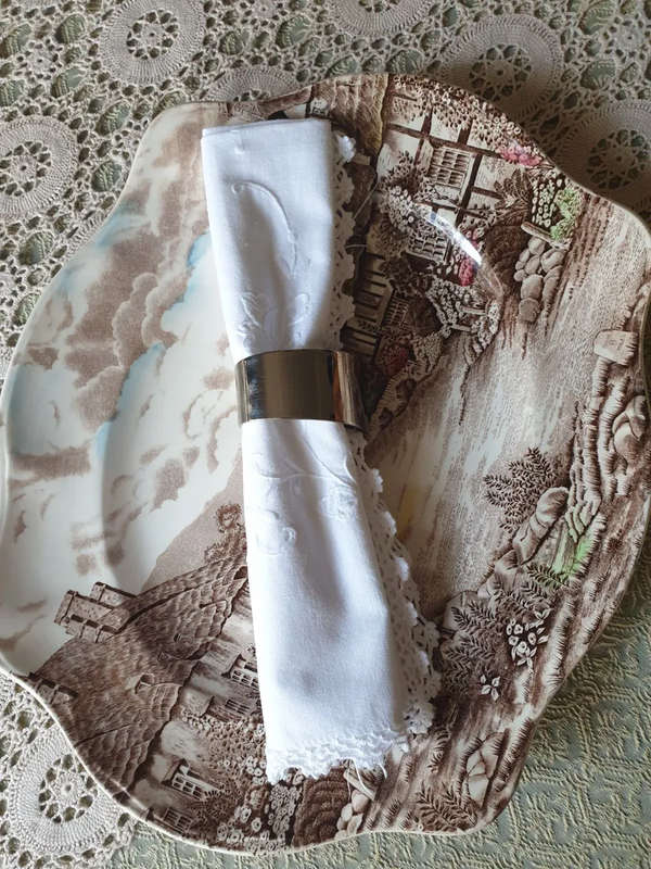 8 Stainless steel Napkin Rings