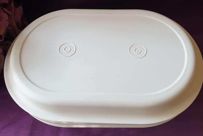 TUPPERWARE