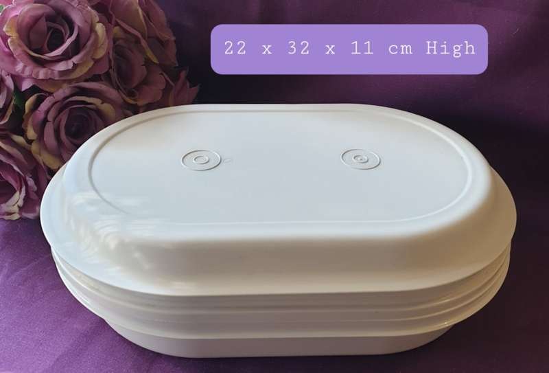 TUPPERWARE