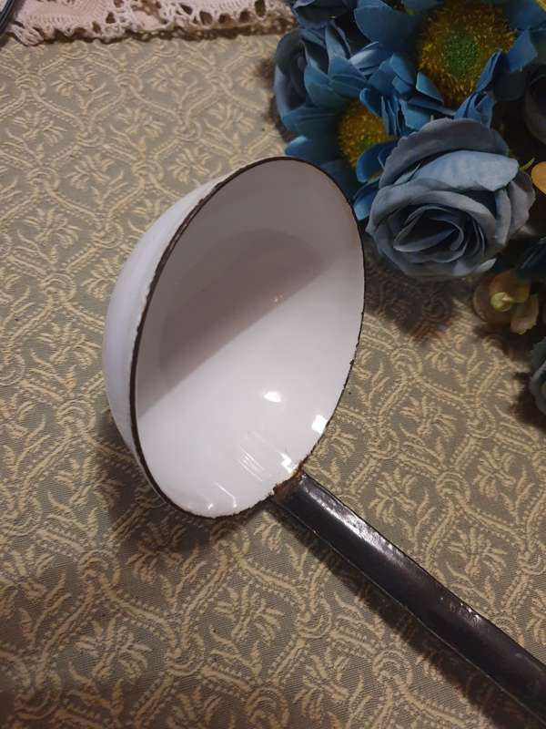 VINTAGE ENAMEL SOUP LADLE