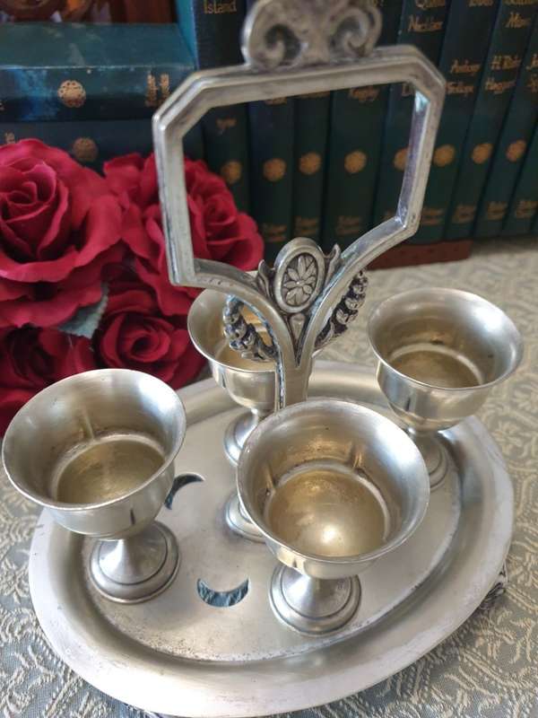 Plate EPNS Eggcups on holder