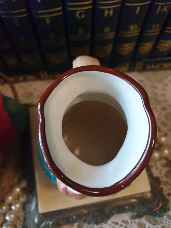 ROYAL DOULTON TOBY JUG