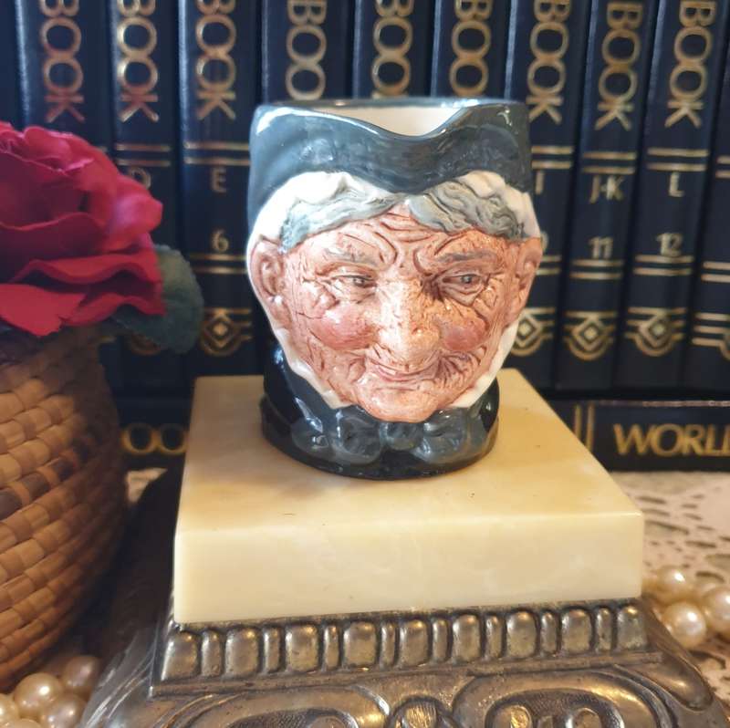 ROYAL DOULTON TOBY JUG | GRANNY |