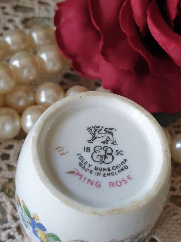 Foley Bone China Ming Rose Toothpick/Egg Holder