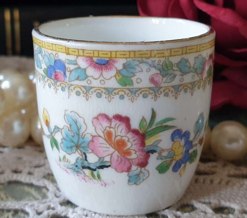 Foley Bone China Ming Rose Toothpick/Egg Holder