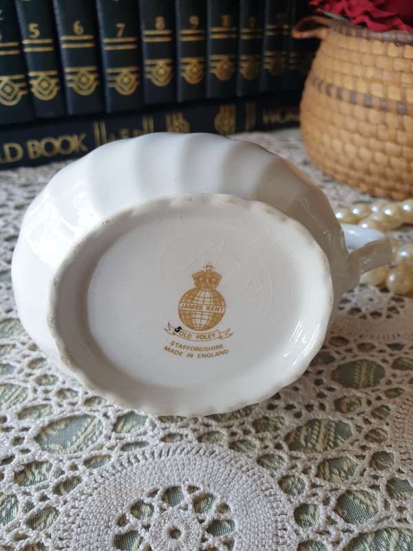 OLD FOLEY TEA SET MADE IN ENGLAND WITH GOLD PLATED SUGAR SPOON