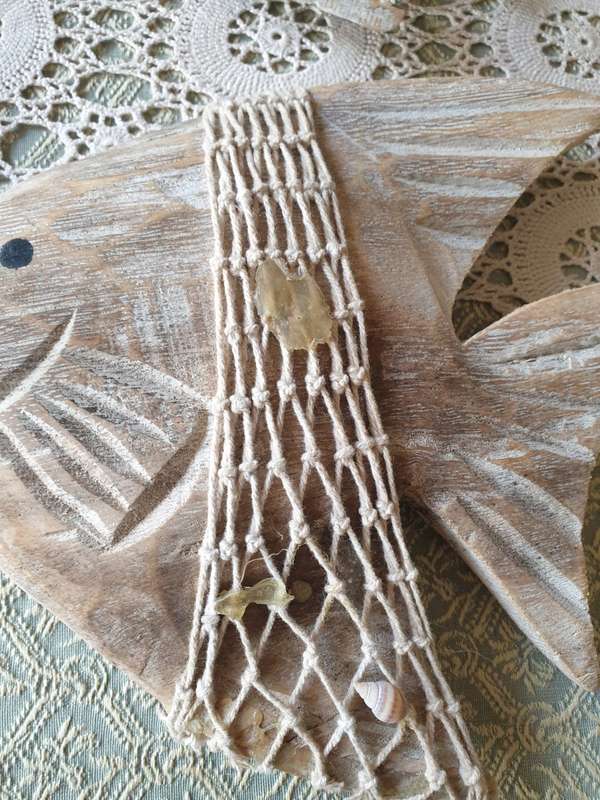 SET OF WOODEN FISH | NEEDS A FEW  SEA SHELLS |